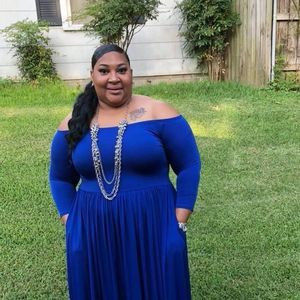 Meet your Posher, Niki